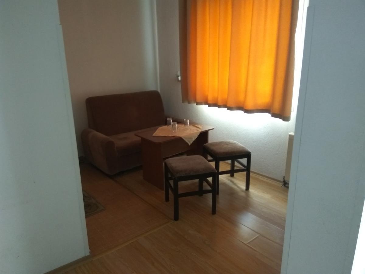 Family Hotel Blazhi Sandanski Buitenkant foto