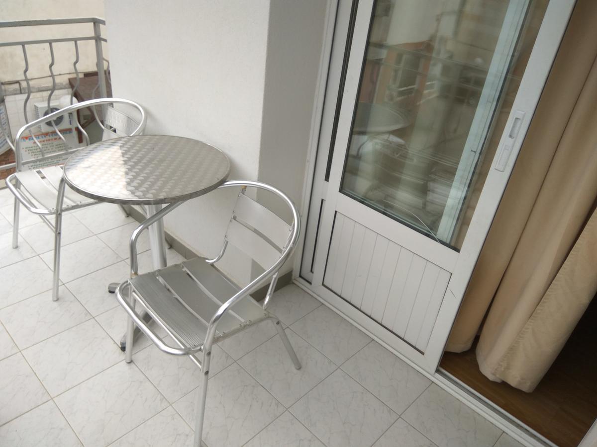 Family Hotel Blazhi Sandanski Buitenkant foto